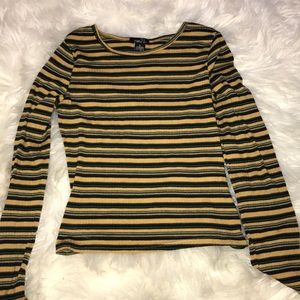 Cropped long sleeve